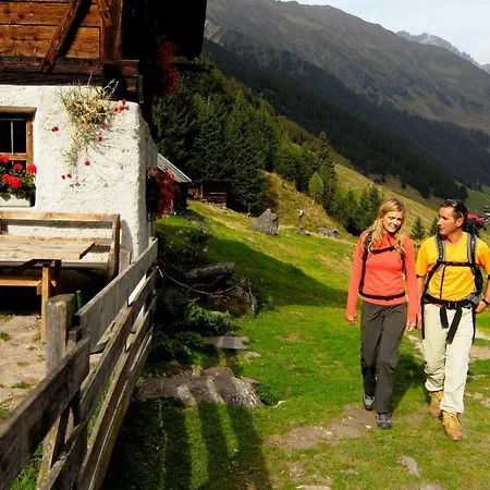 Haus Bergkranz Apartamento Neustift im Stubaital